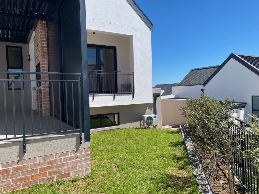3 Bedroom Property for Sale in La Roche Western Cape